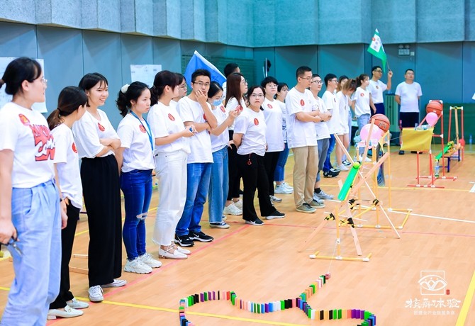 同宜醫(yī)藥“同心同德共創(chuàng)未來，宜舉成名逐鹿天下”團建活動