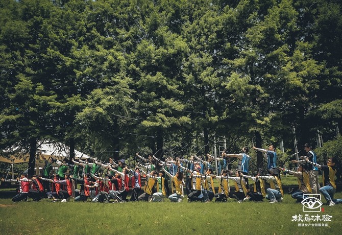 蘇高新“青春不散，時光不老”主題團建