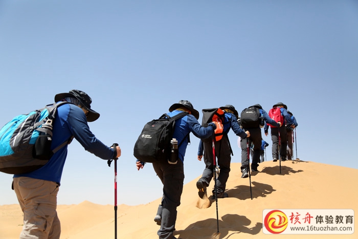 Nilfisk穿越騰格里沙漠《尋找生命真諦》深度體驗圓滿成功